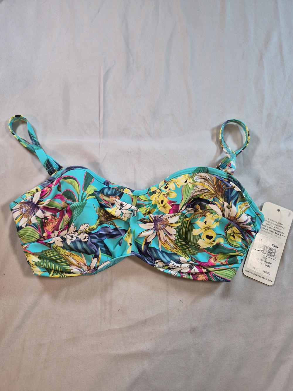 Sunsets California Tropical English Garden Iconic Twist Bikini Top 32D